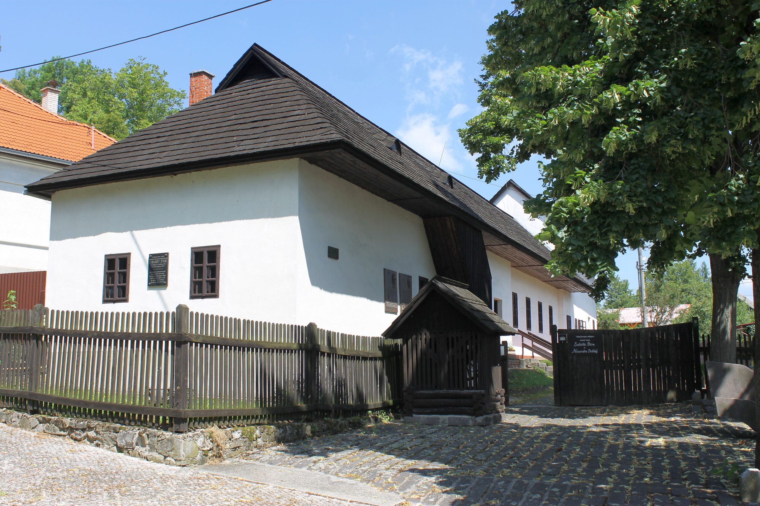 LUDEVÍT VELISLAV ŠTÚR
